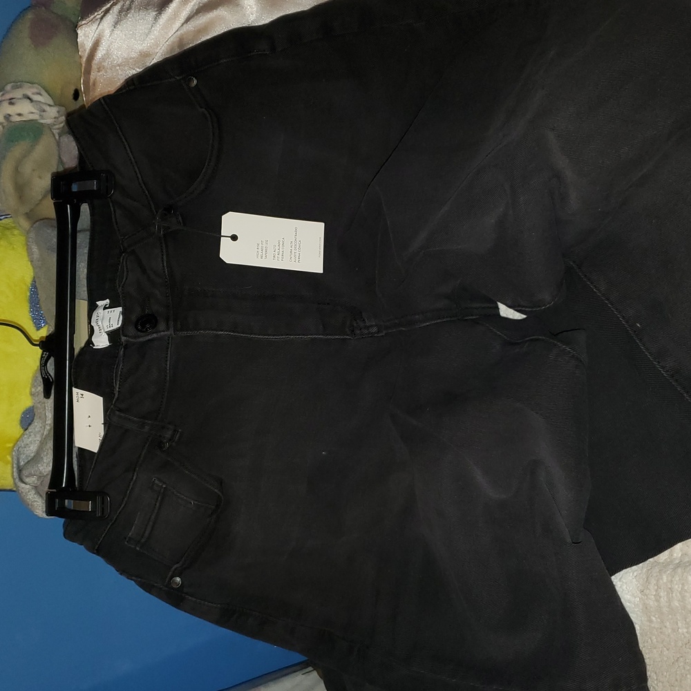 5 for $25 | NWT Forever 21 + Plus High Waisted Tapered Leg Denim Mom Jeans - Picture 12 of 12